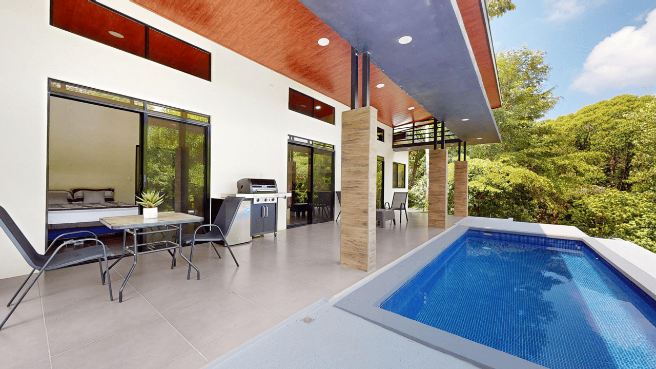 3 Bedroom Solar Power Home in Boutique Gated Community