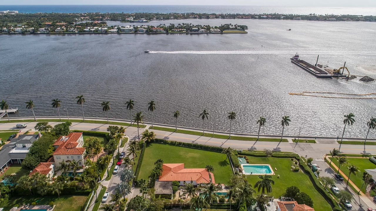 2501 S Flagler Dr