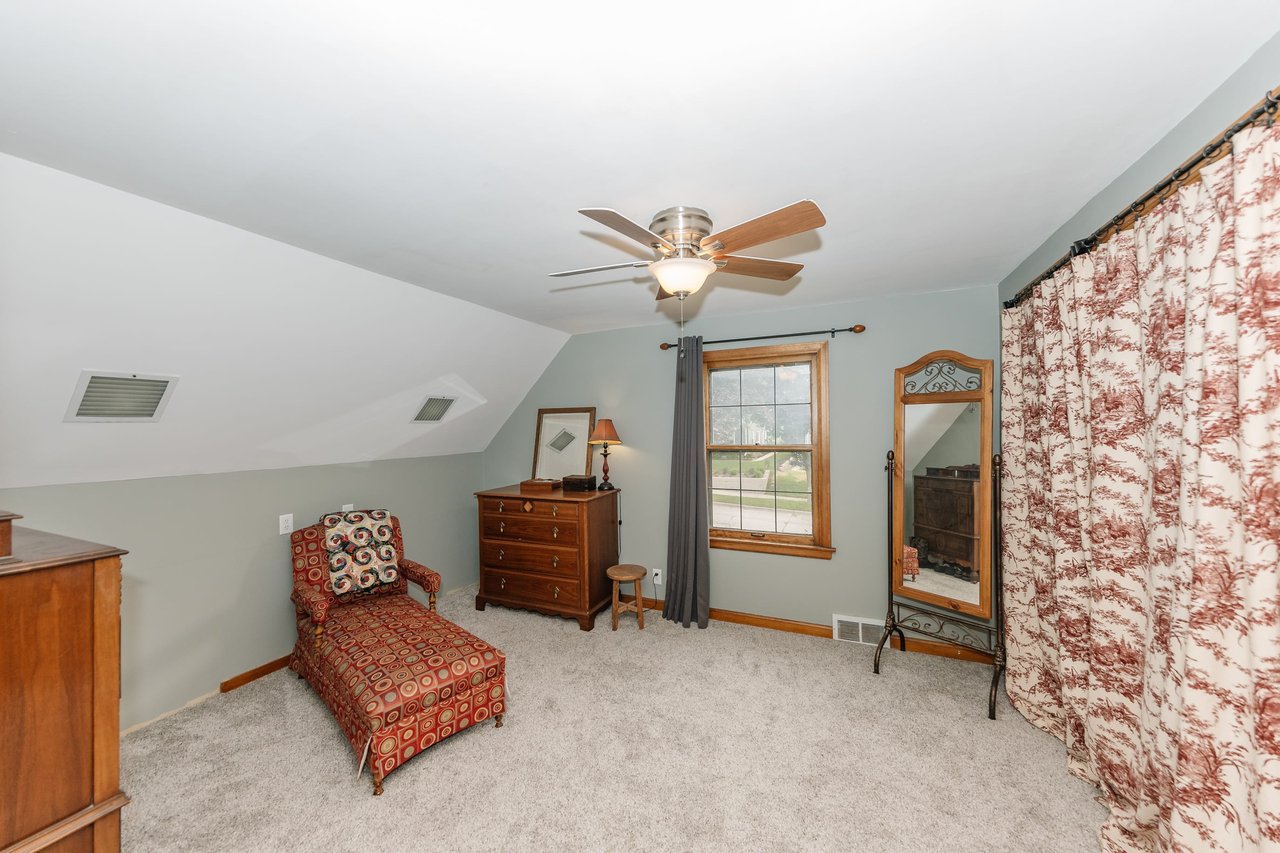 Updated 3+ Bed / 2 Bath Cooper Park Home