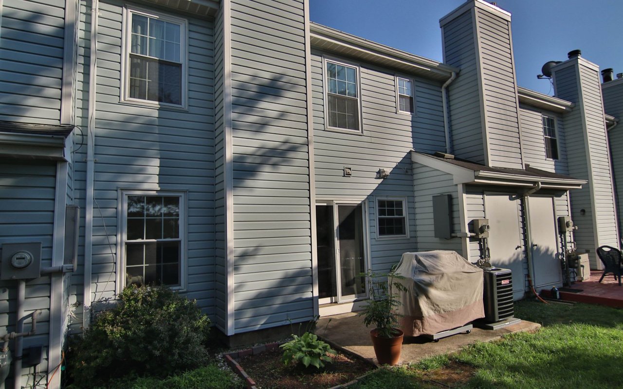 372 HAWKSHEAD WAY