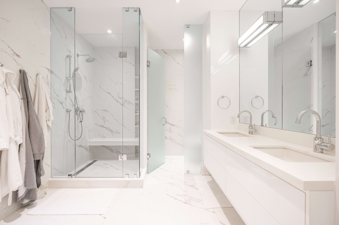 88 Davenport Rd Unit: 1002
