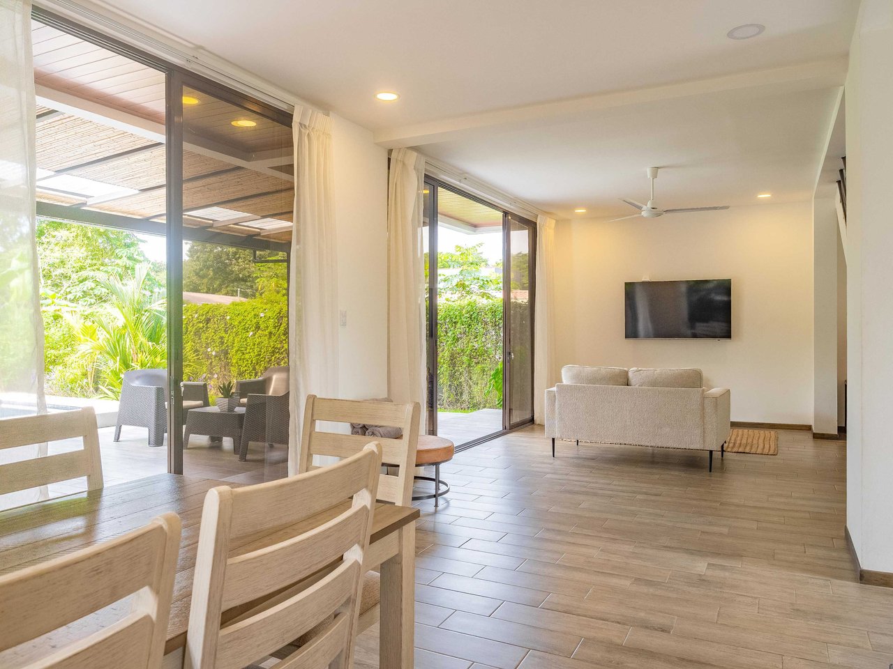 A 3-bedroom home – literally bordering Marino Ballena National Park – but mere steps away from cafes, restaurants, and amenities of the tourist mecca Uvita!