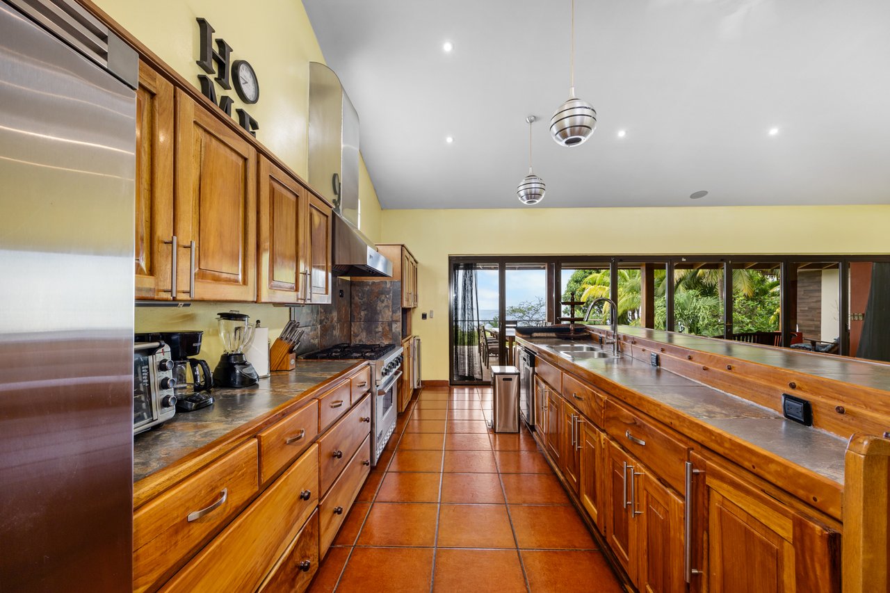 Titled Beachfront Luxury Estate, Flamingo, Guanacaste