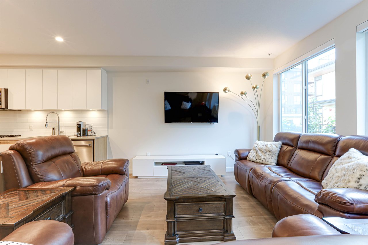 228-708 Lea Ave
