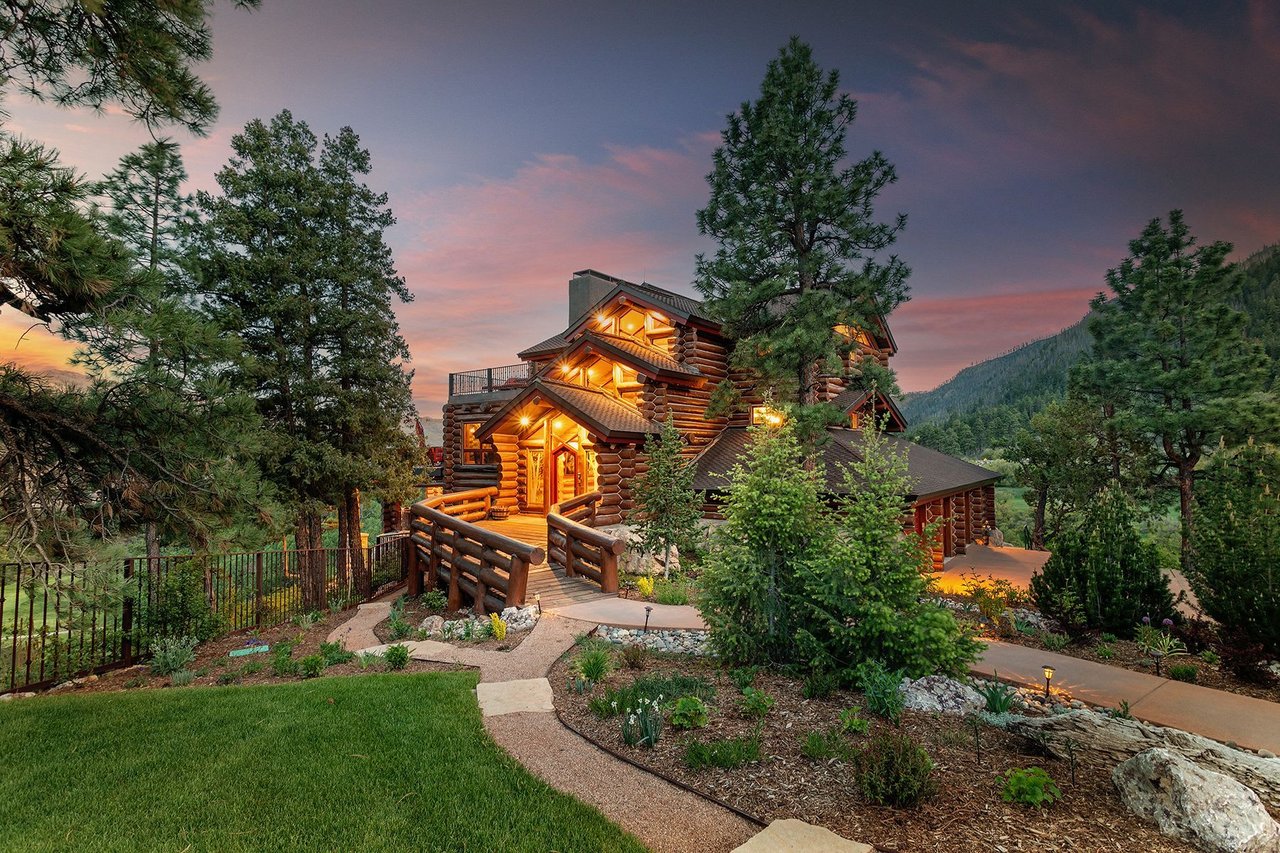 110 Peregrine Drive