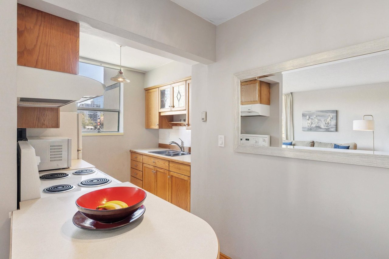403-1250 Burnaby St