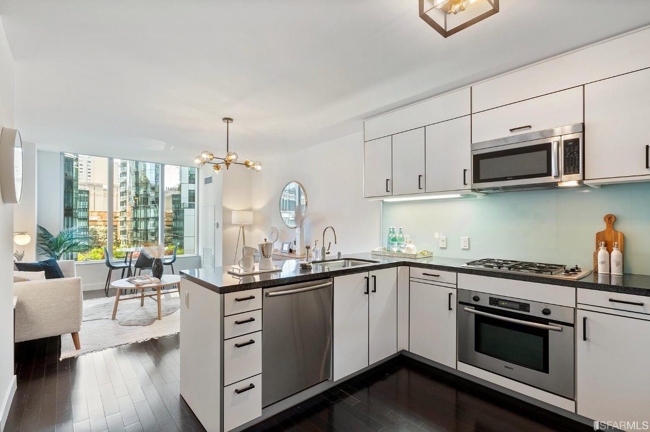 338 Spear St, #20c