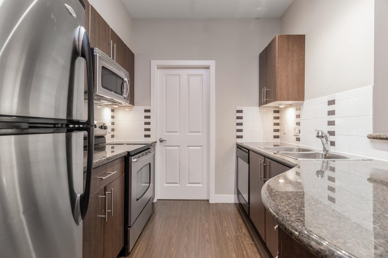 111-2330 Wilson Ave