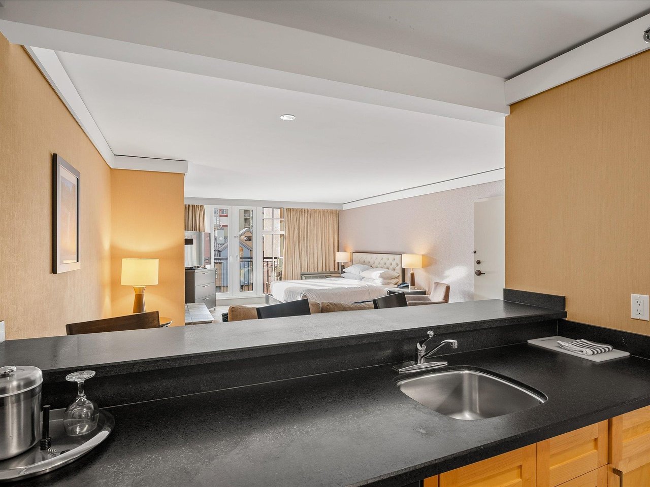 502/504-4050 Whistler Wy