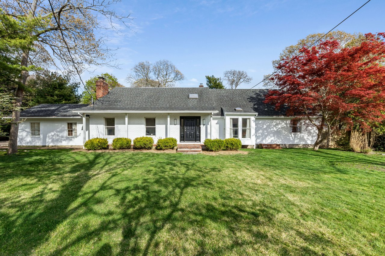 MOVE-IN READY WITH A POOL