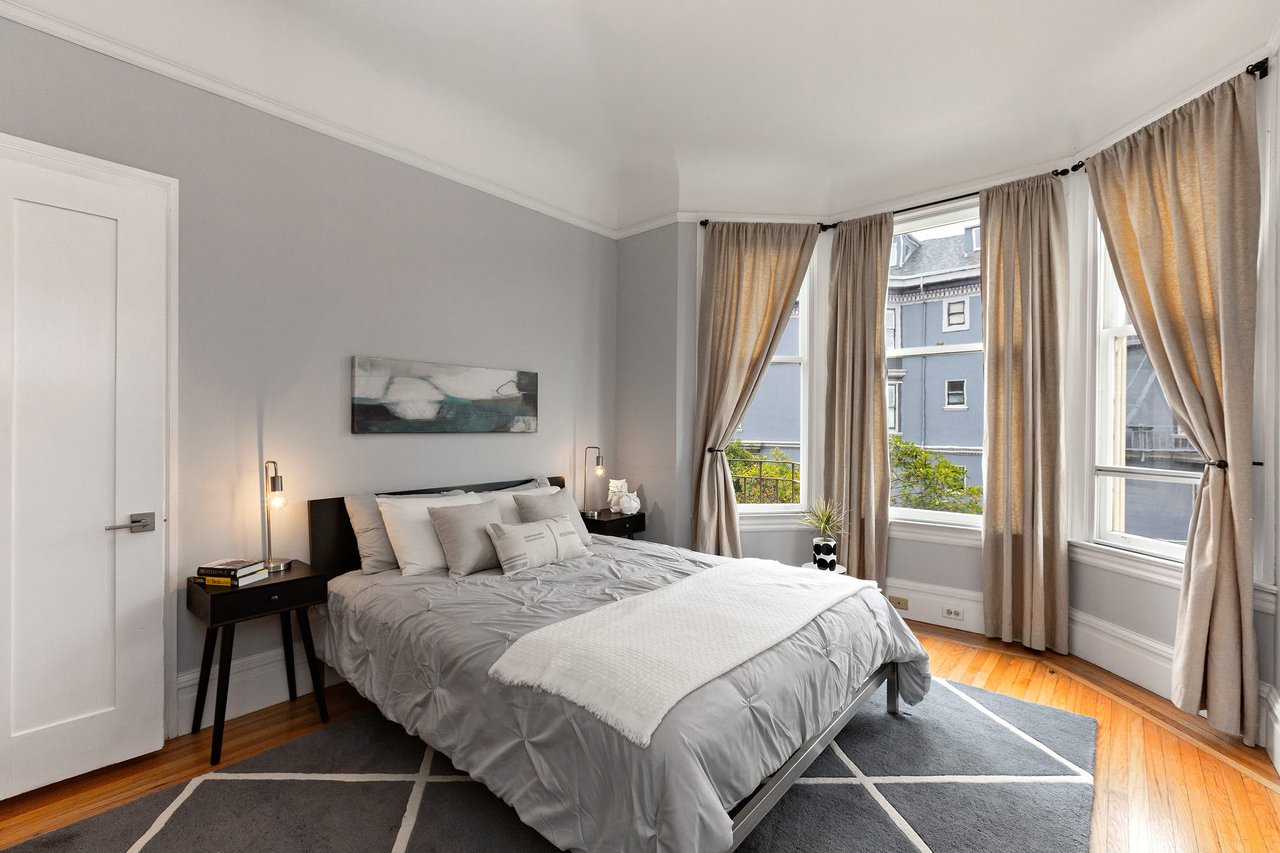 Chic Pacific Heights Condo