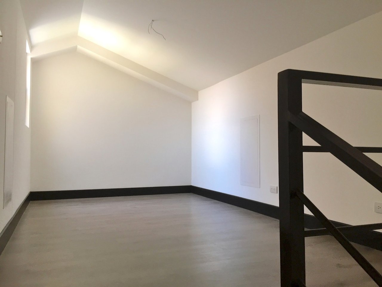 Contemporary Multi Level Townhome, Ciudad Colon, San Jose