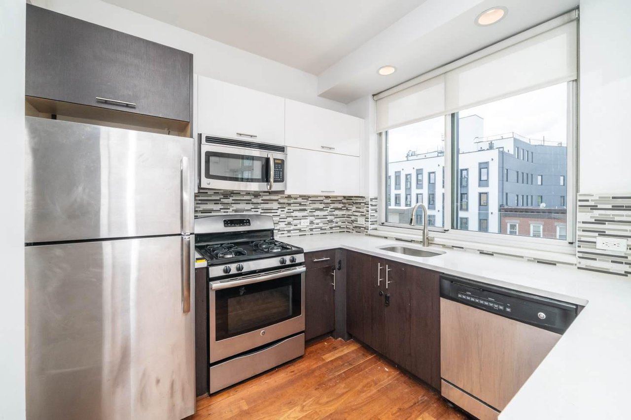 535 Classon Avenue, Apt 504