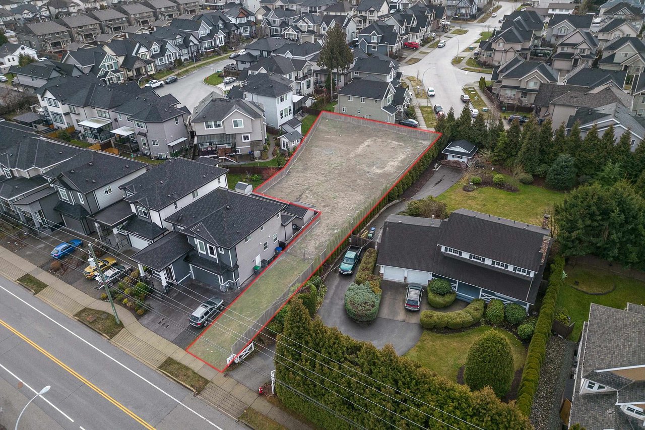 18310 68 Ave