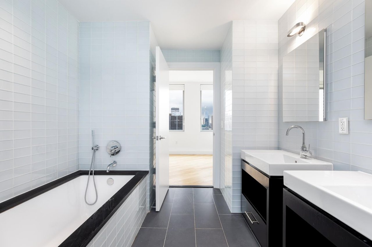 554 West 54th Street, Apt 26-R
