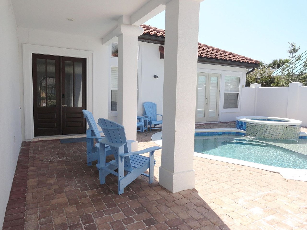 4736 Papaya Park