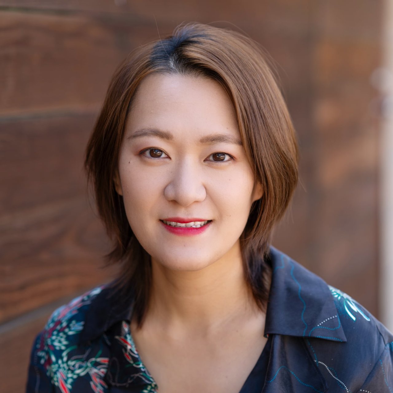 Qiao “Vivian” Zhang