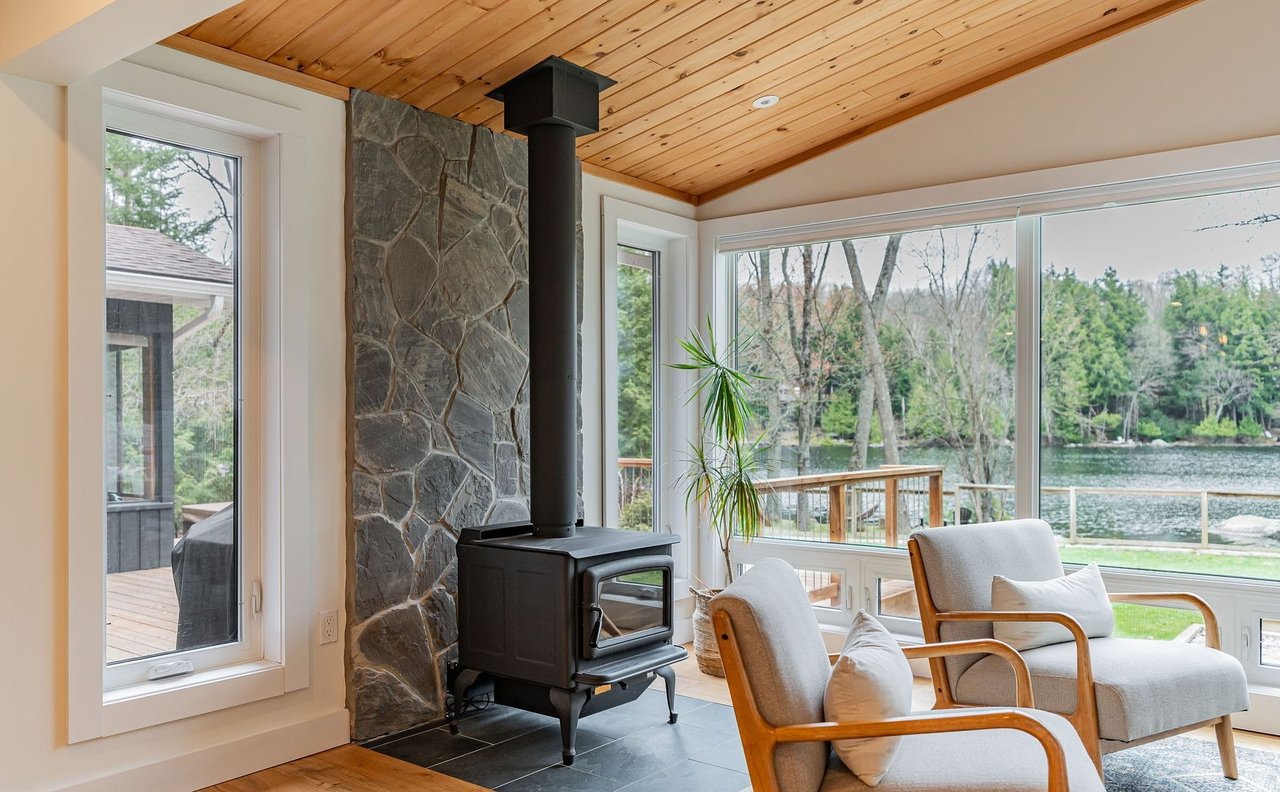 1186 Peninsula Drive