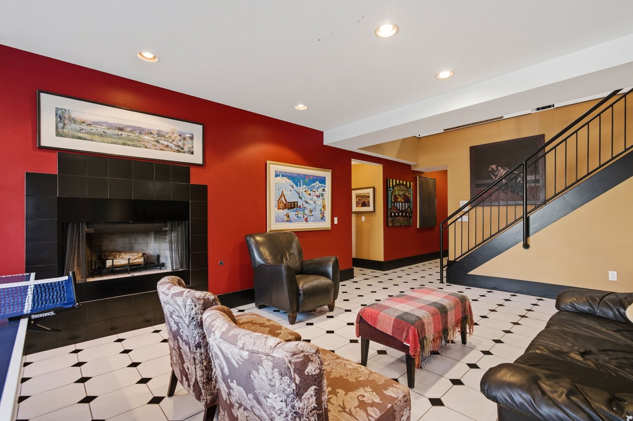 64 Patterson Mews SW