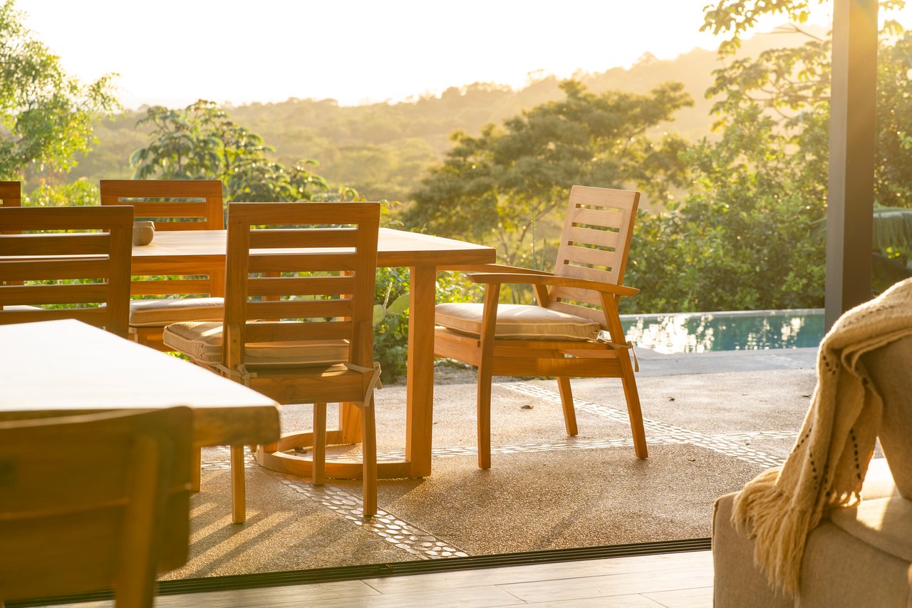 Casa Salinas – 3 beds ocean view home in playa grande