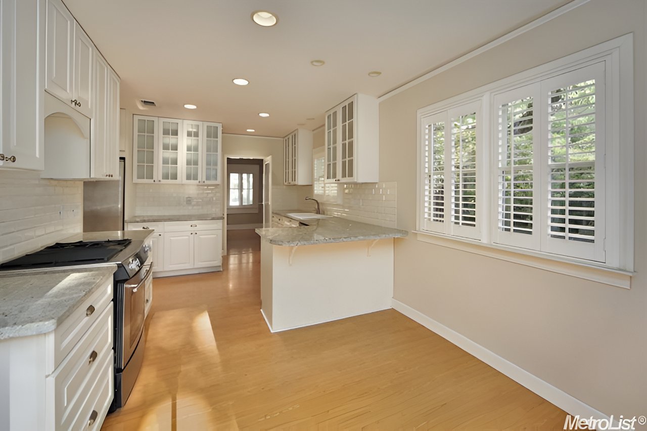 Another Happy Buyer in East Sac!