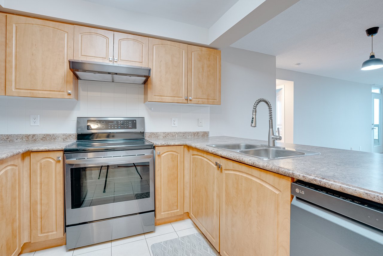 503 Beecroft Road Unit: 1008
