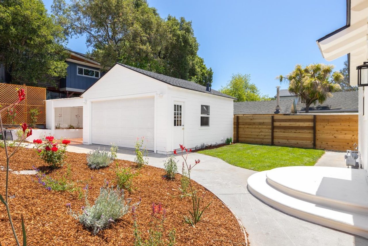 148 Reed Way
