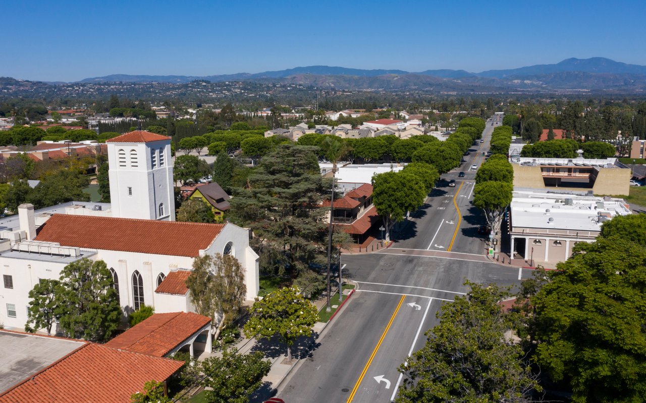 North Tustin