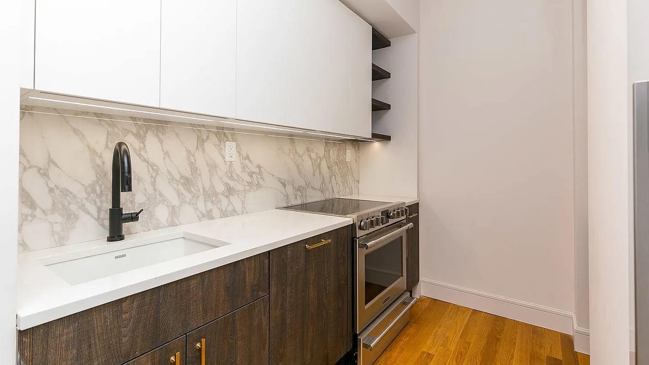 321 Wythe Ave 1003