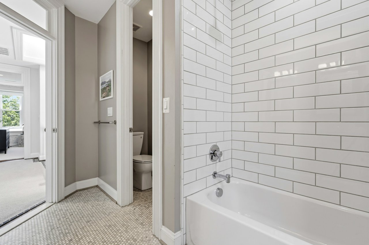 Luxury Dupont Circle Rental Listing