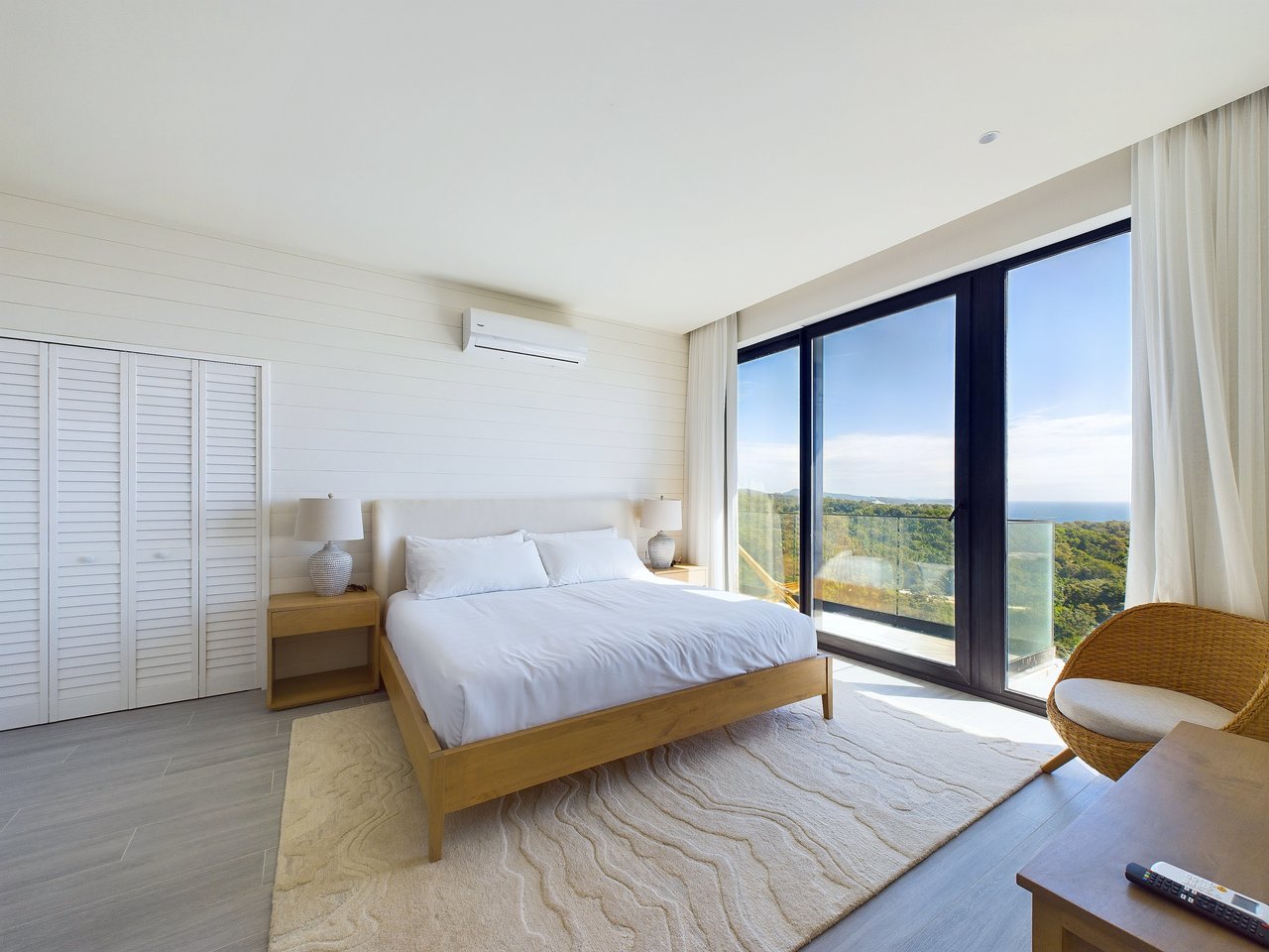 Arihini 502, West Bay