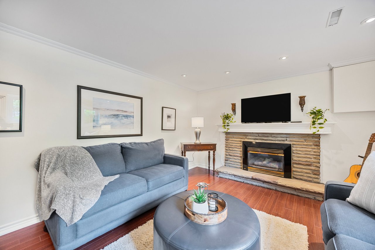 210 Richard Avenue, Newmarket
