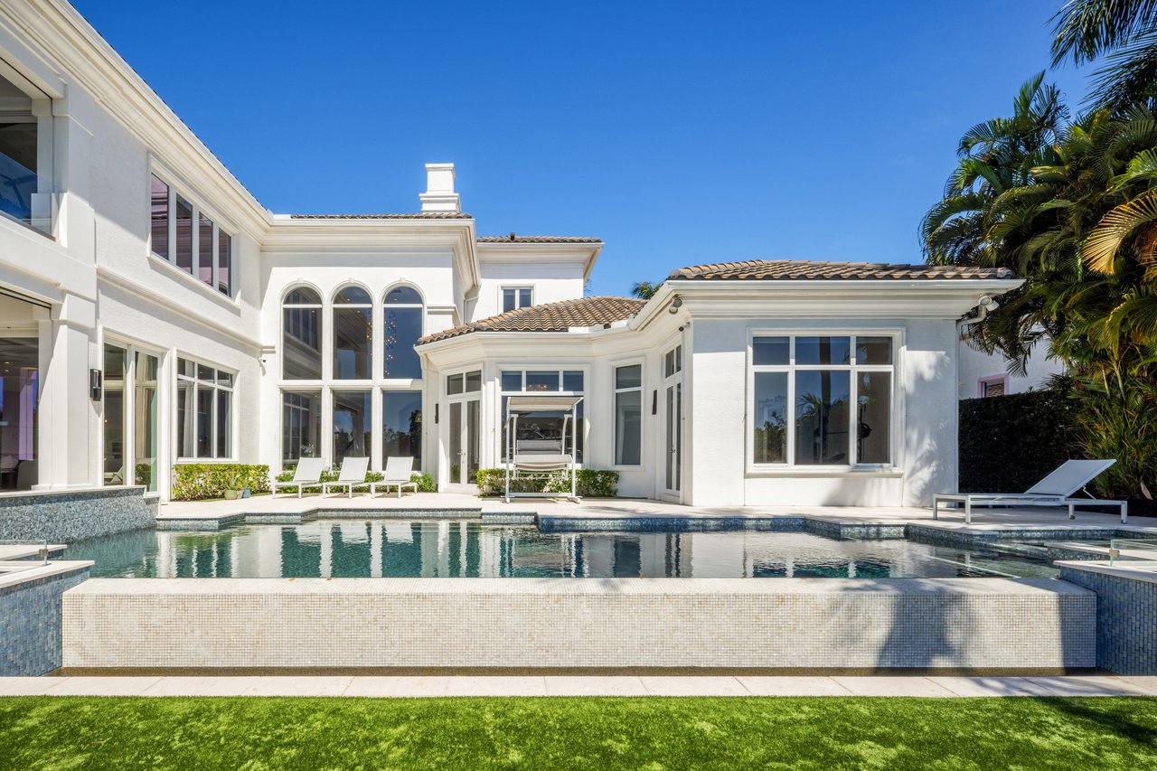 Palm Beach Gardens Waterfront Compound | 200' Deepwater Dockage | Harbour Isles