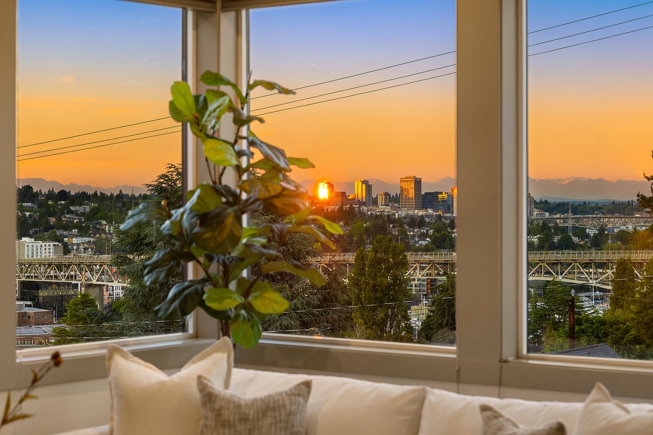 Elevated Contemporary Living on Queen Anne