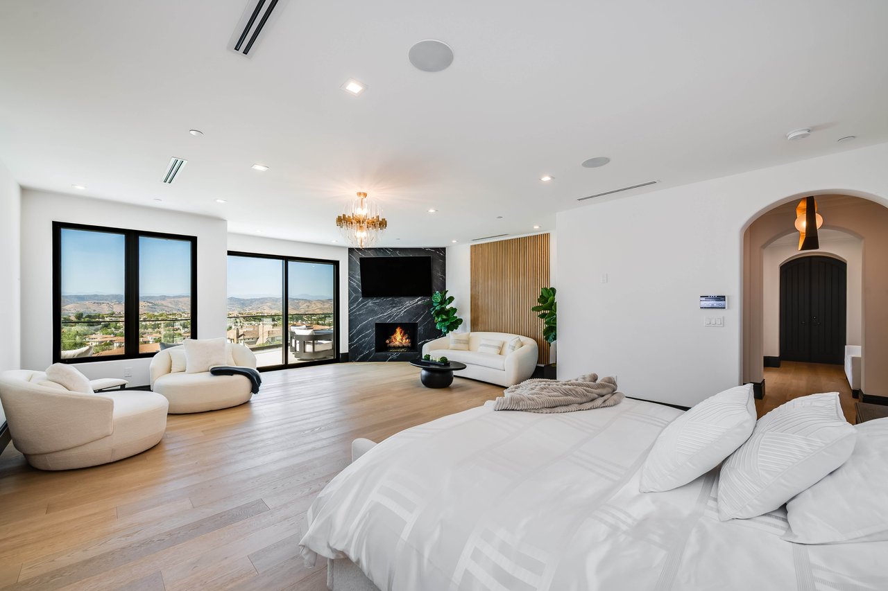 25201 Prado Del Misterio