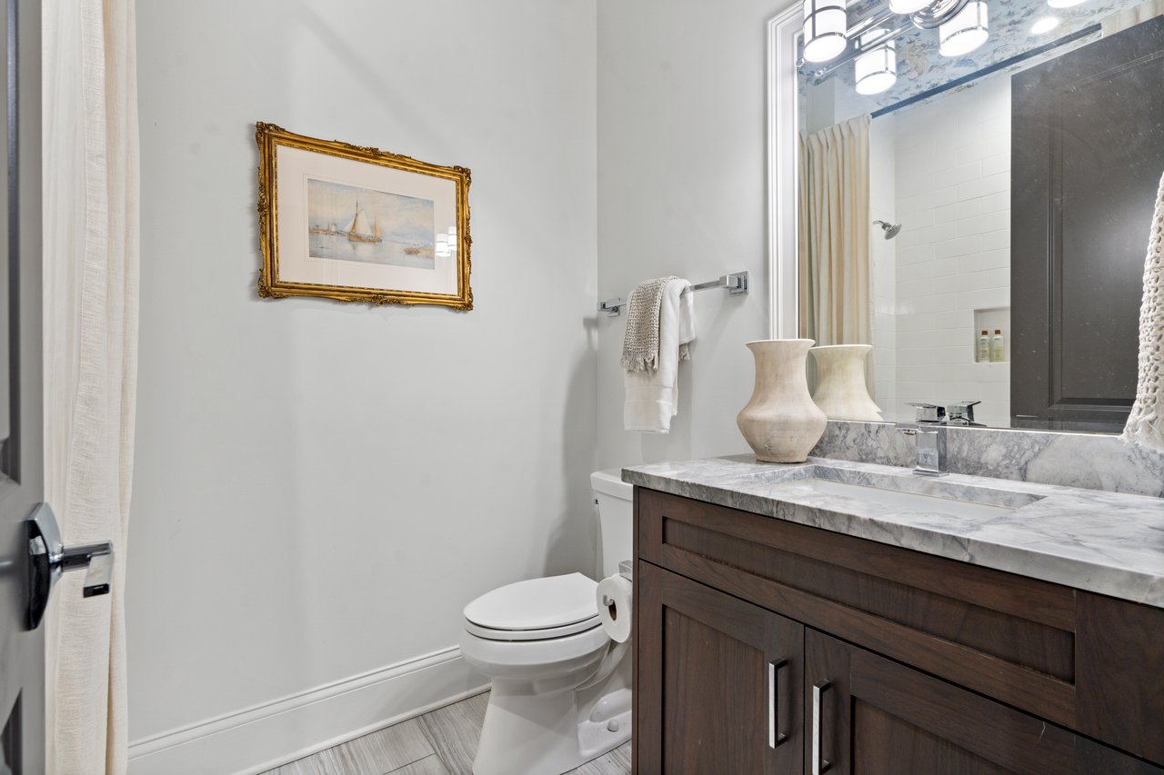 2455 N Racine Unit 3 