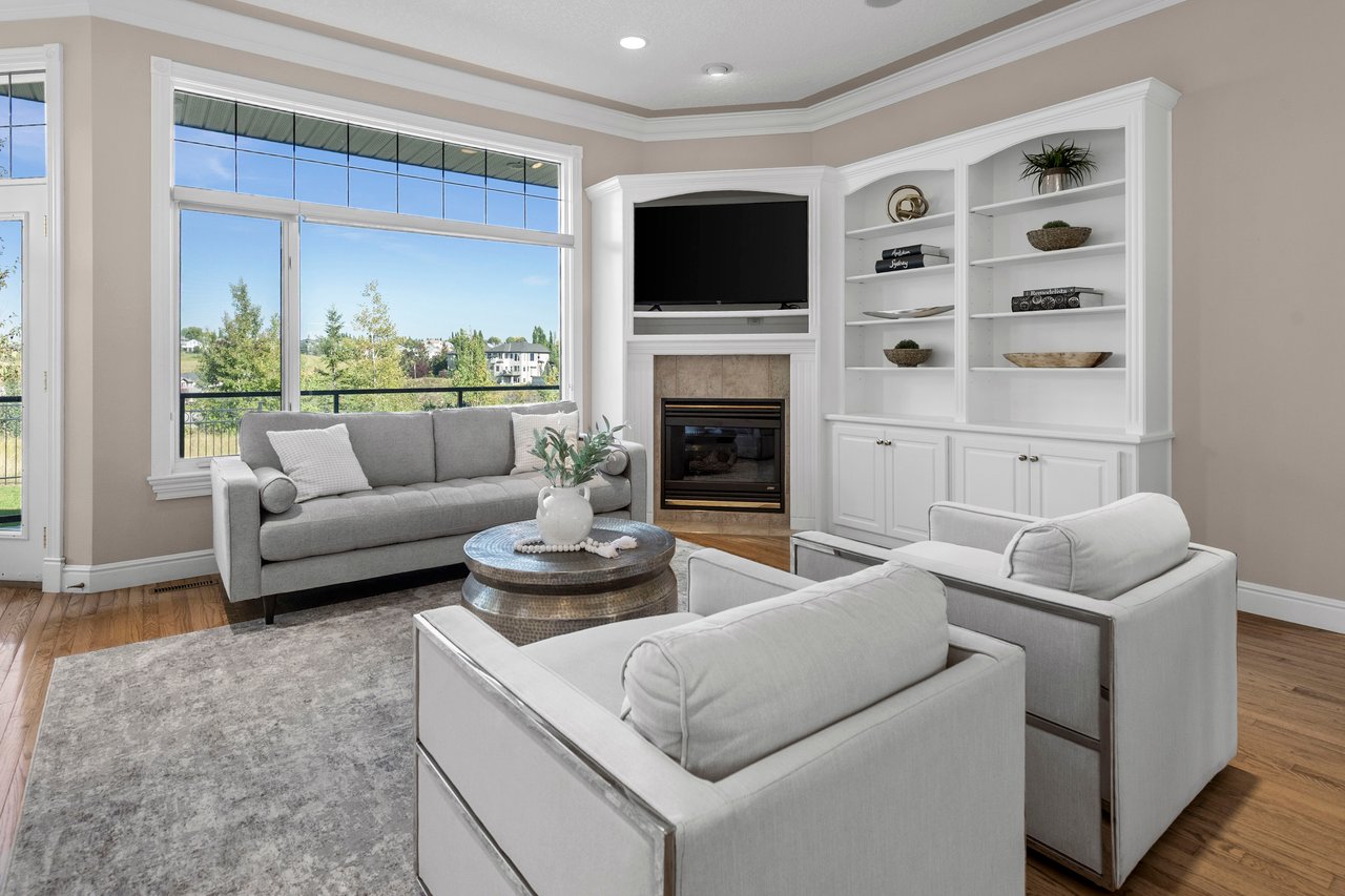 82 Arbour Crest Mount NW