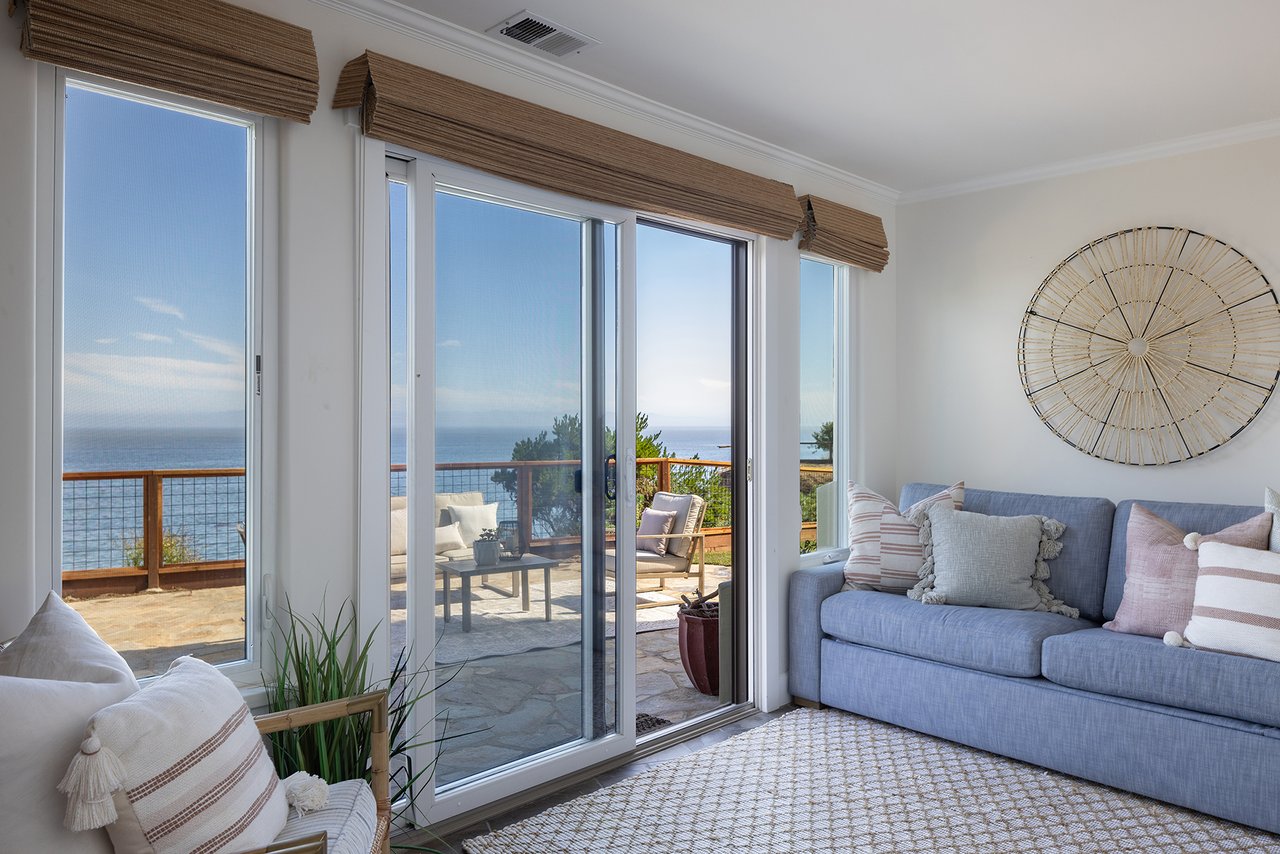 Capitola Oceanfront Retreat - 4840 Cliff Drive