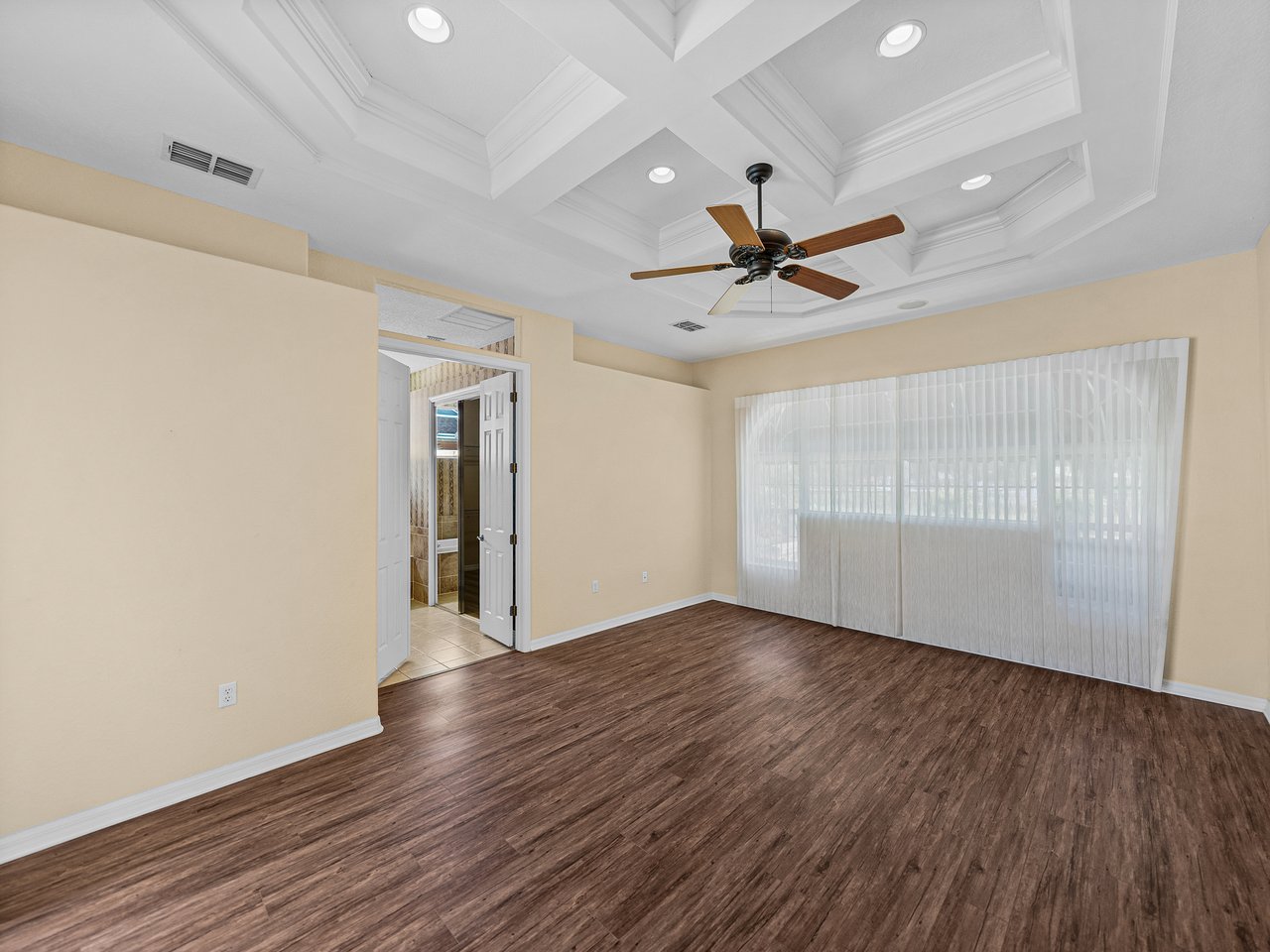12508 FOREST HIGHLANDS DR
