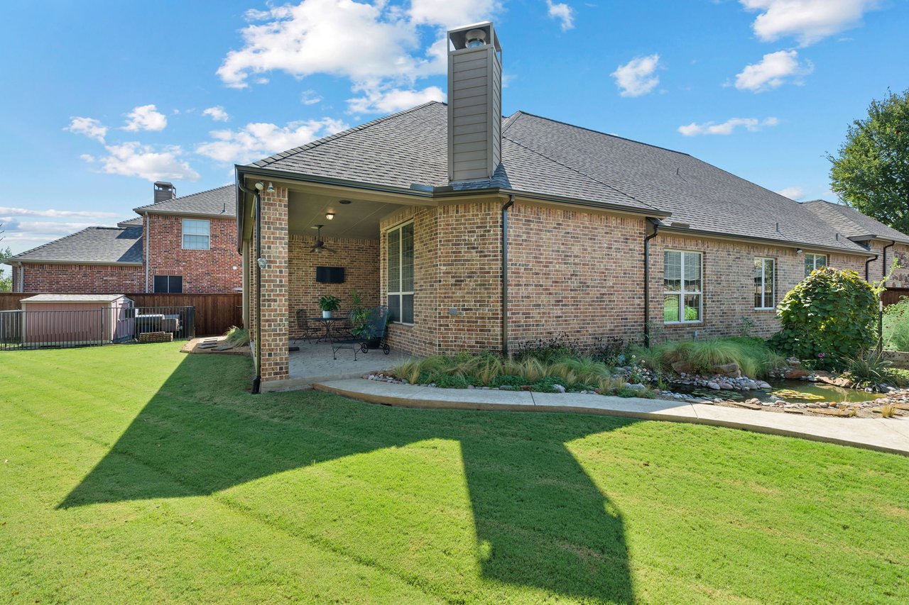 8628 Silverleaf Cir,