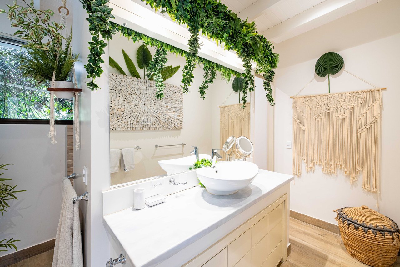 Cocoon | Extraordinary 10-Bedroom Ocean View Estate Near Tamarindo