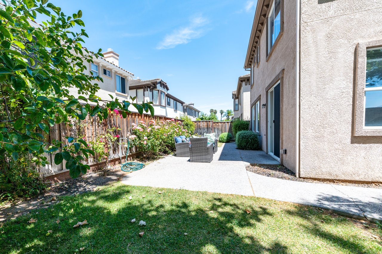 5947 Pala Mesa Dr