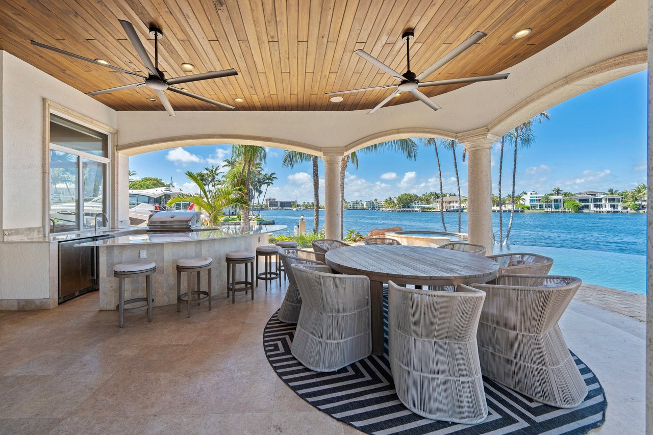 2593 SE 8th St, Pompano Beach, FL 33062