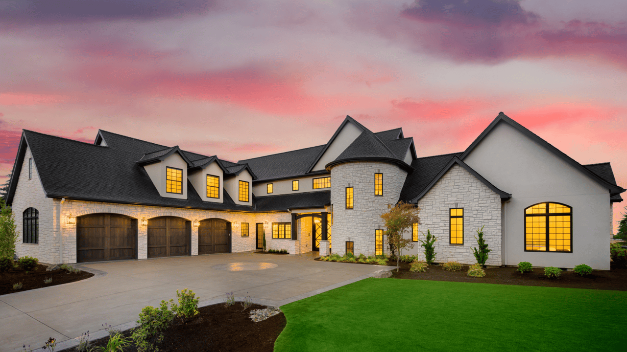 Luxury Homes Are Hot Right Now… But, What Qualifies As “Luxury?”