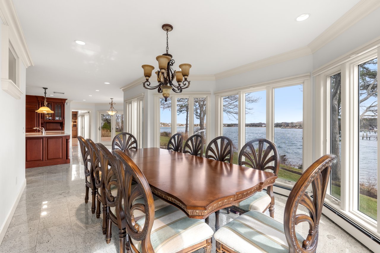 Breathtaking views over West Bay and Eel River