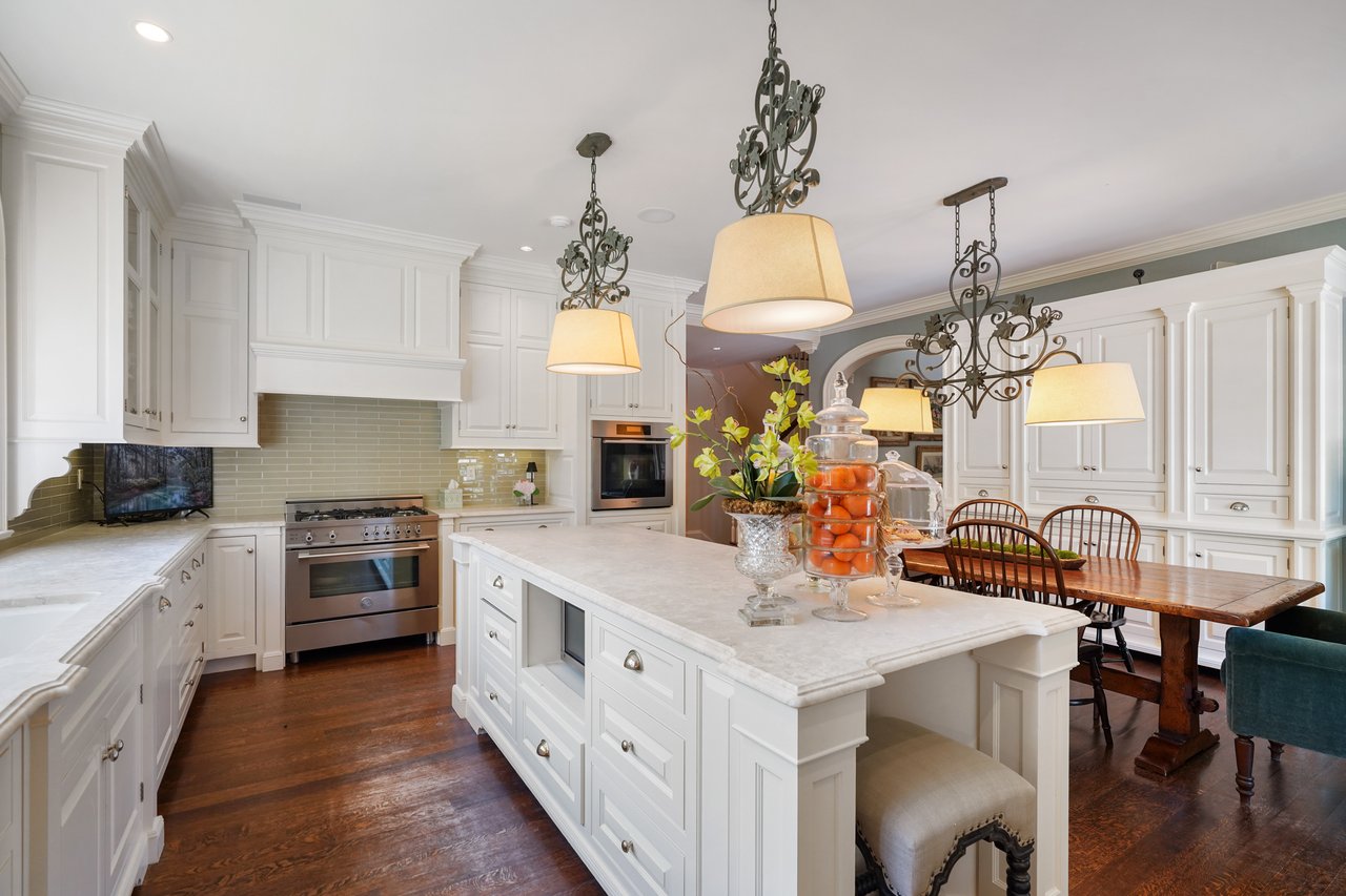 29 Upper Hook Road