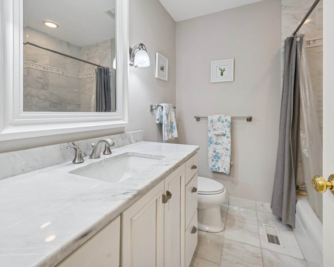 Chicago's Best Opportunity in  OLD TOWN