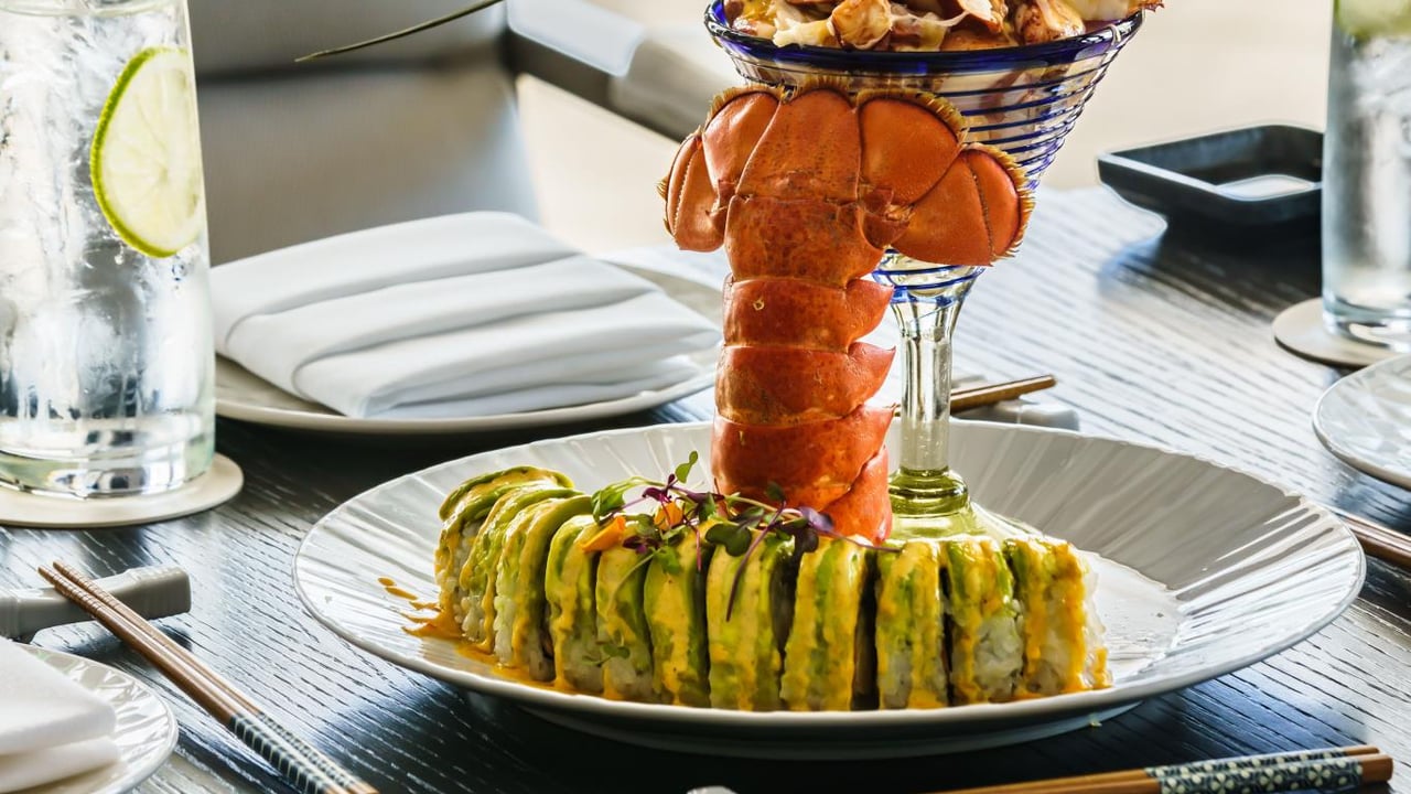 Best Outdoor Dining Destinations in Broken Sound Club