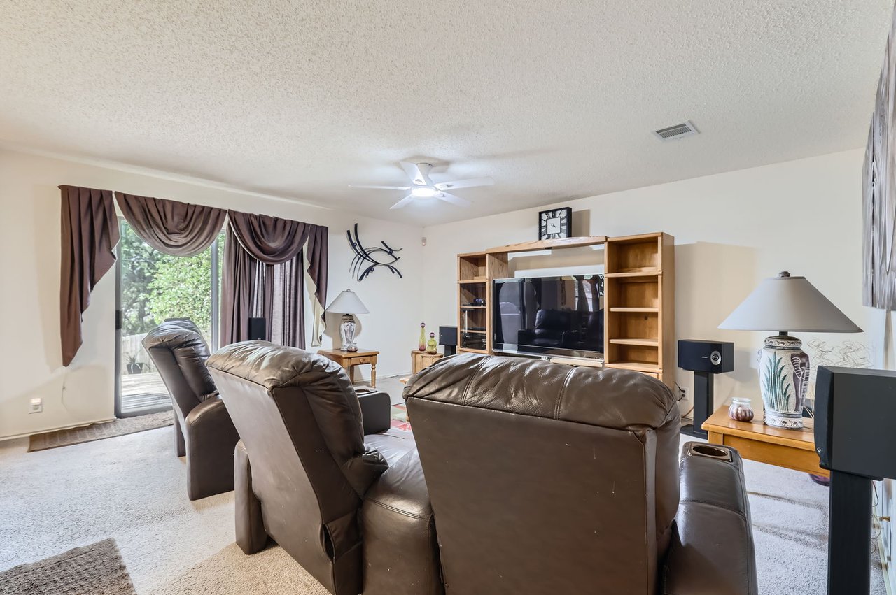 15300 lola Cove