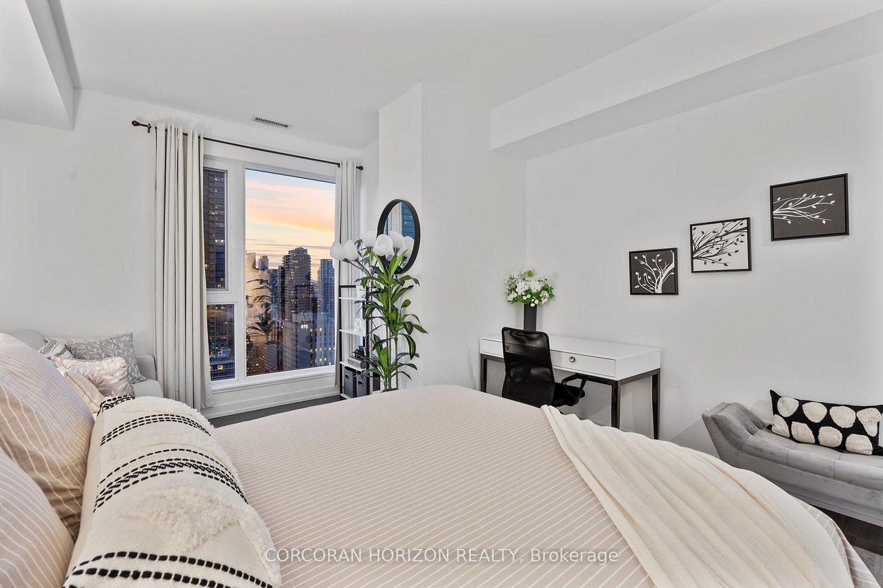 DOWNTOWN MODERN CHARM